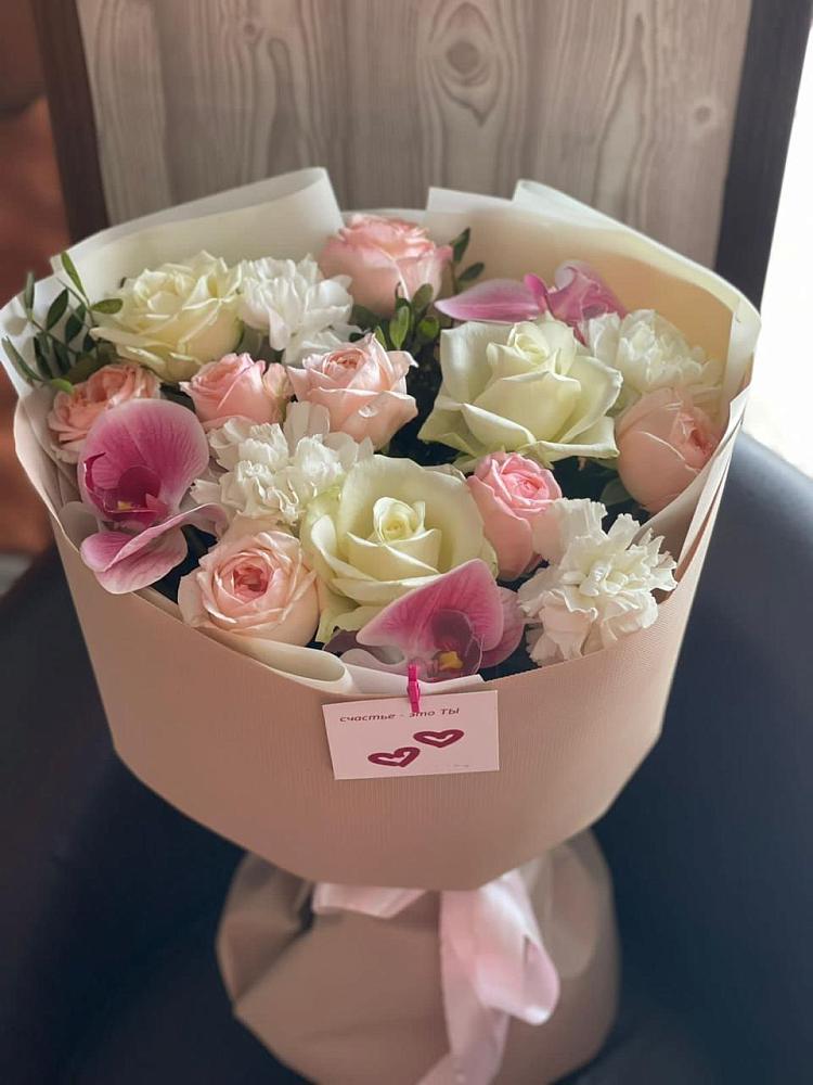 Букет цветов из: Орхидеи, Розы и Гвоздики в Бородино ГО Мытищи