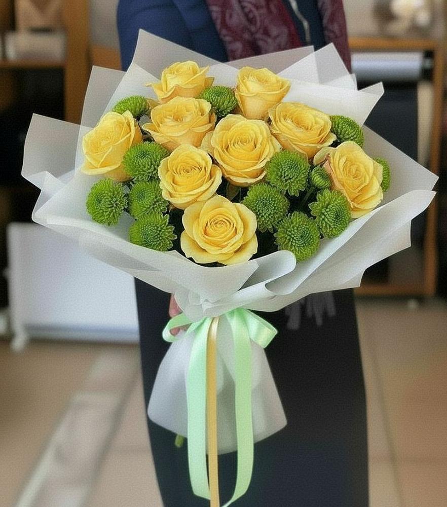 Букет цветов из: Хризантемы и Розы в Бородино ГО Мытищи