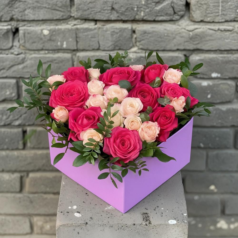 Цветочная композиция из Розы в коробке в Бородино ГО Мытищи