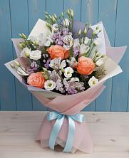 Букет цветов из:  Лизиантусы, Розы, Альстромерии и Гипсофила в Бородино ГО Мытищи