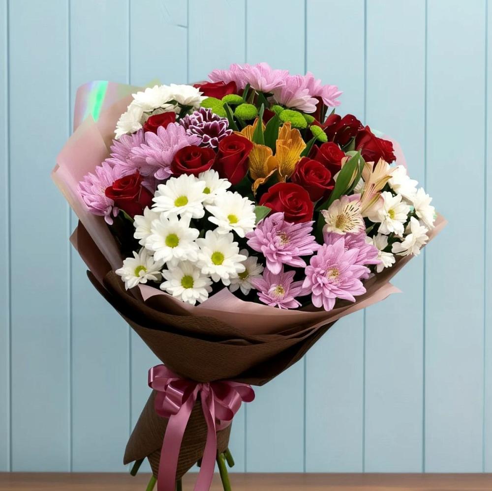 Букет цветов из: Розы, Хризантемы и Альстромерии в Бородино ГО Мытищи
