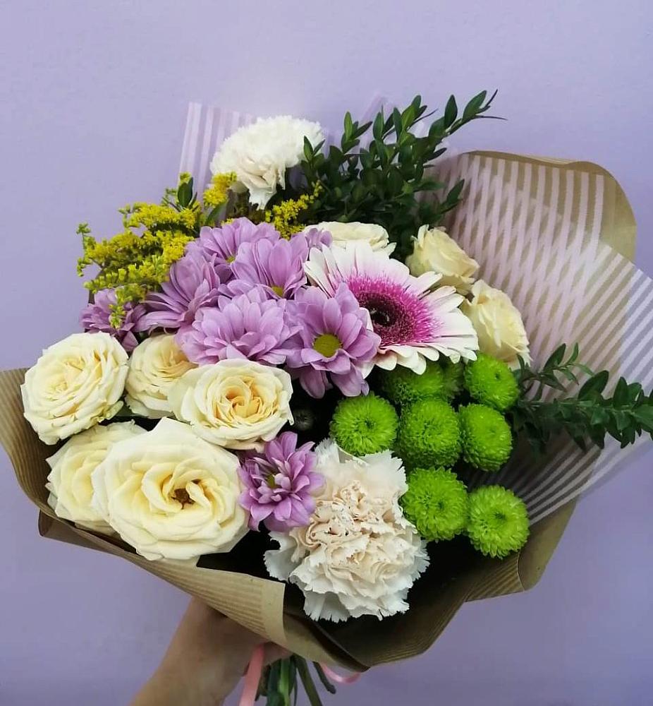 Букет цветов из: Хризантемы, Розы, Гвоздики и Герберы в Бородино ГО Мытищи