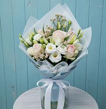 Букет цветов из:  Розы и Лизиантусы в Бородино ГО Мытищи