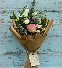 Букет цветов из:  Розы и Лизиантусы в Бородино ГО Мытищи
