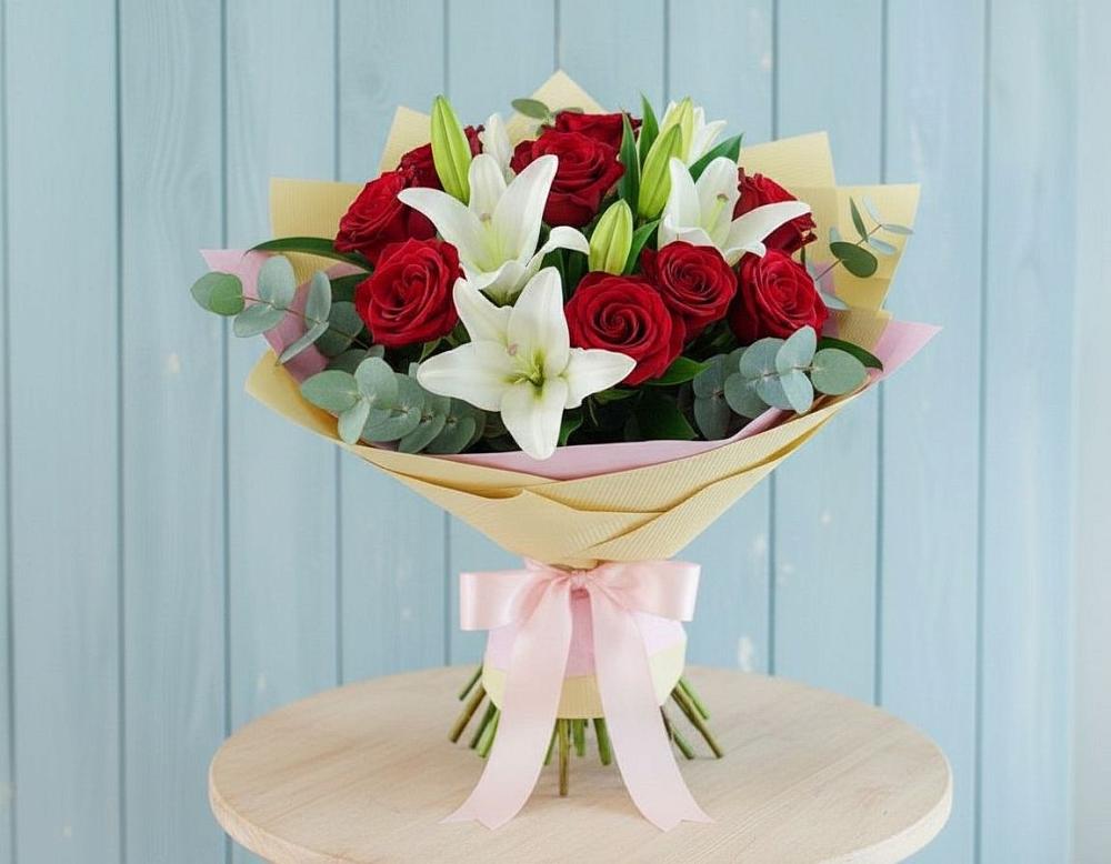 Букет цветов из: Лилии и Розы в Бородино ГО Мытищи